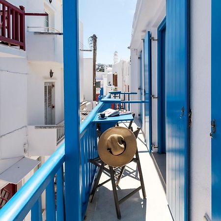 Bluetopia Suites Mykonos Town Esterno foto