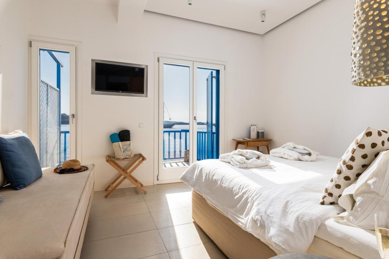 Bluetopia Suites Mykonos Town Esterno foto