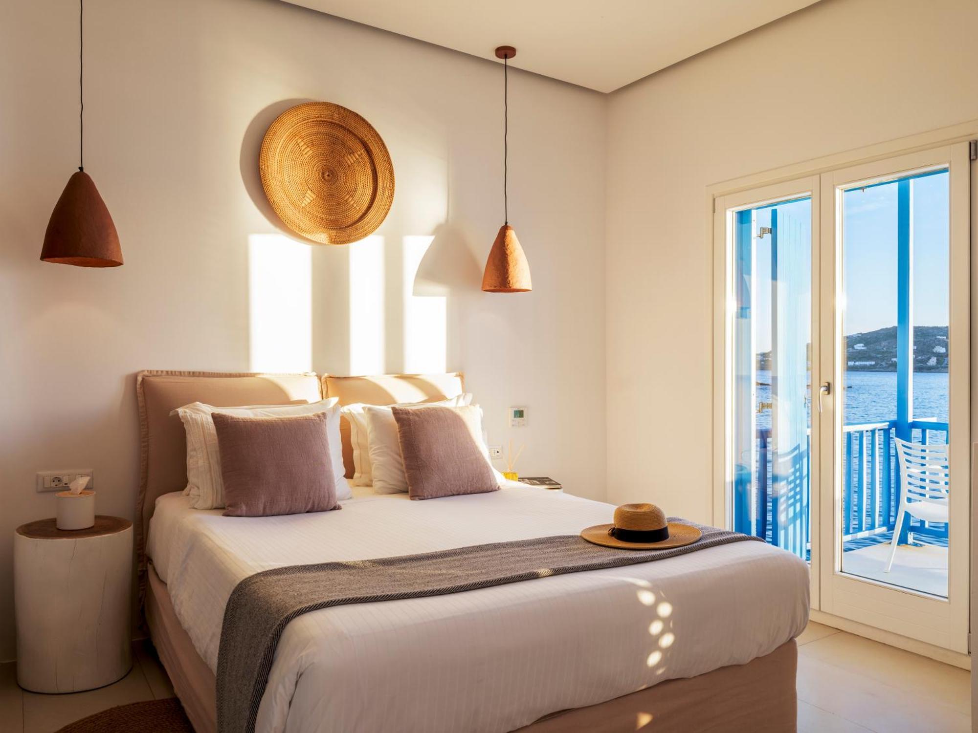 Bluetopia Suites Mykonos Town Esterno foto
