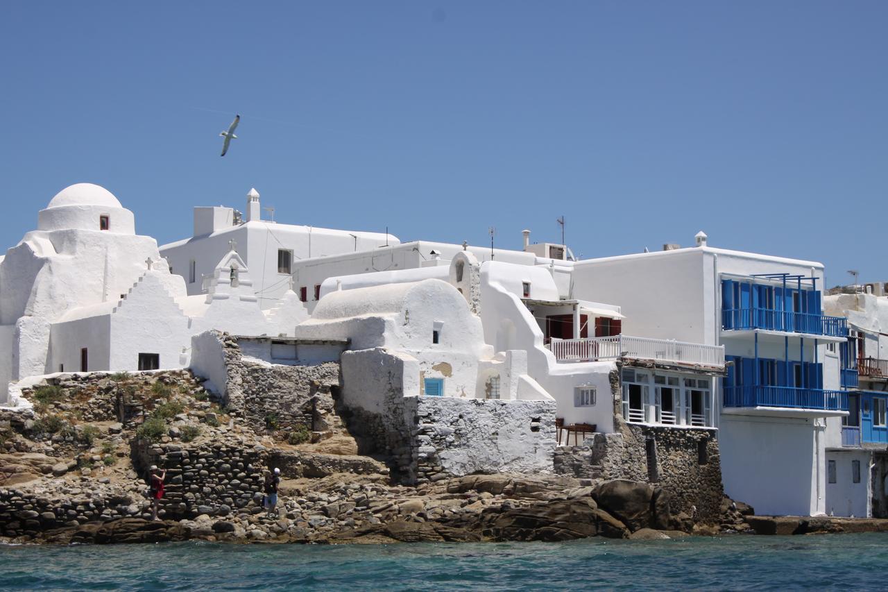 Bluetopia Suites Mykonos Town Esterno foto