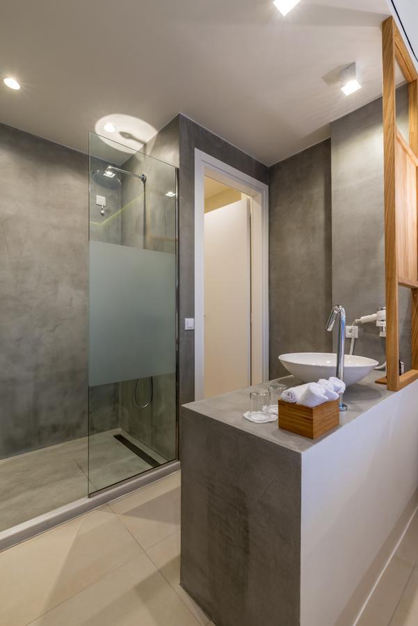 Bluetopia Suites Mykonos Town Esterno foto