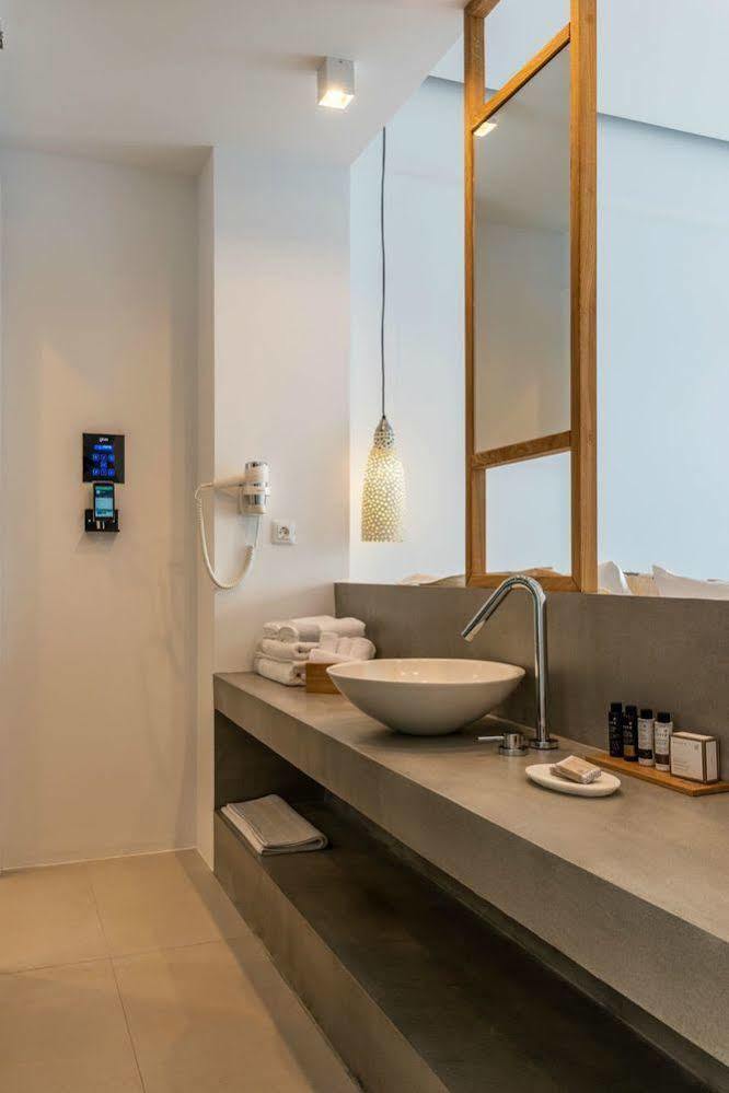 Bluetopia Suites Mykonos Town Esterno foto